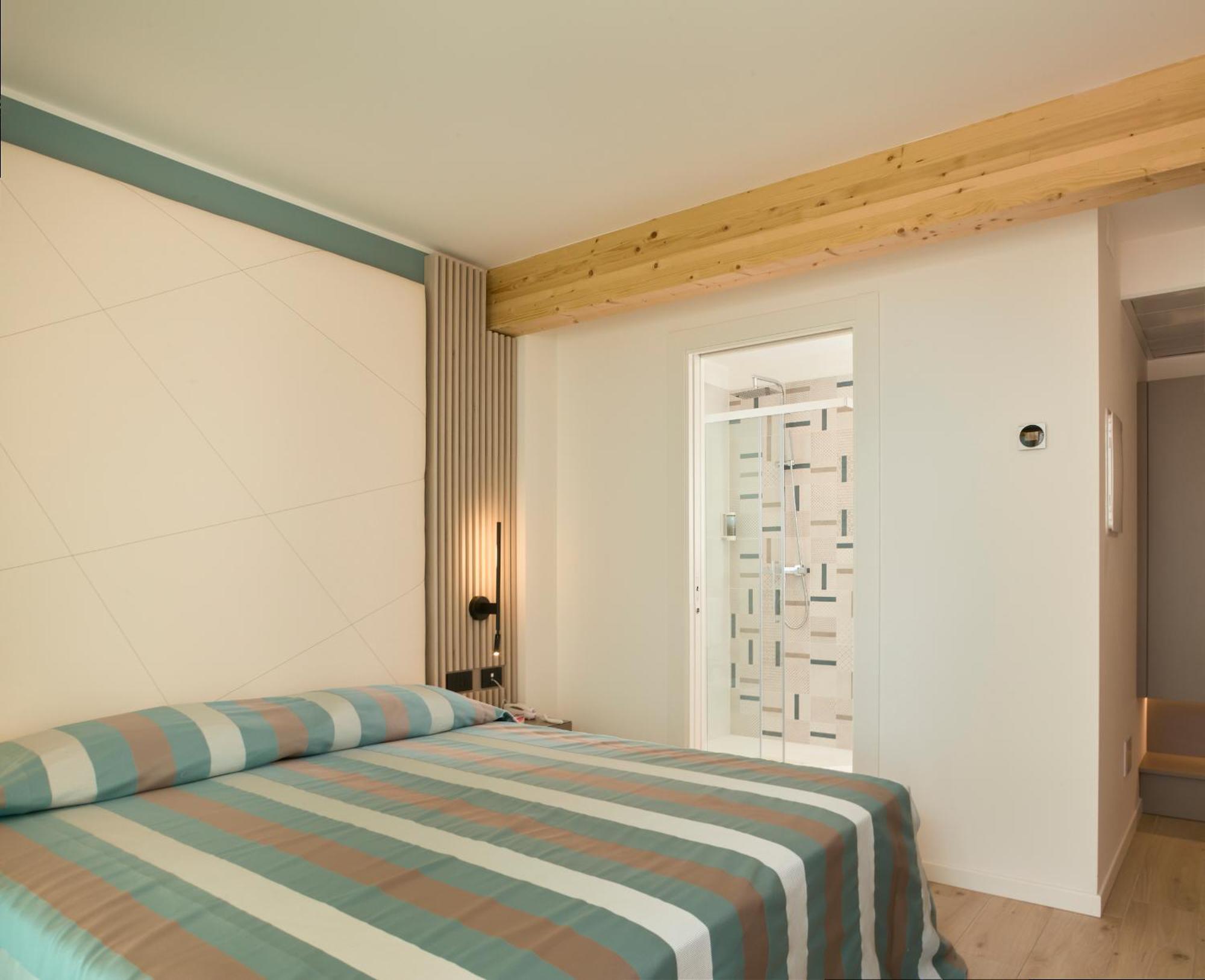 Hotel Pelikan Lignano Sabbiadoro Exterior foto